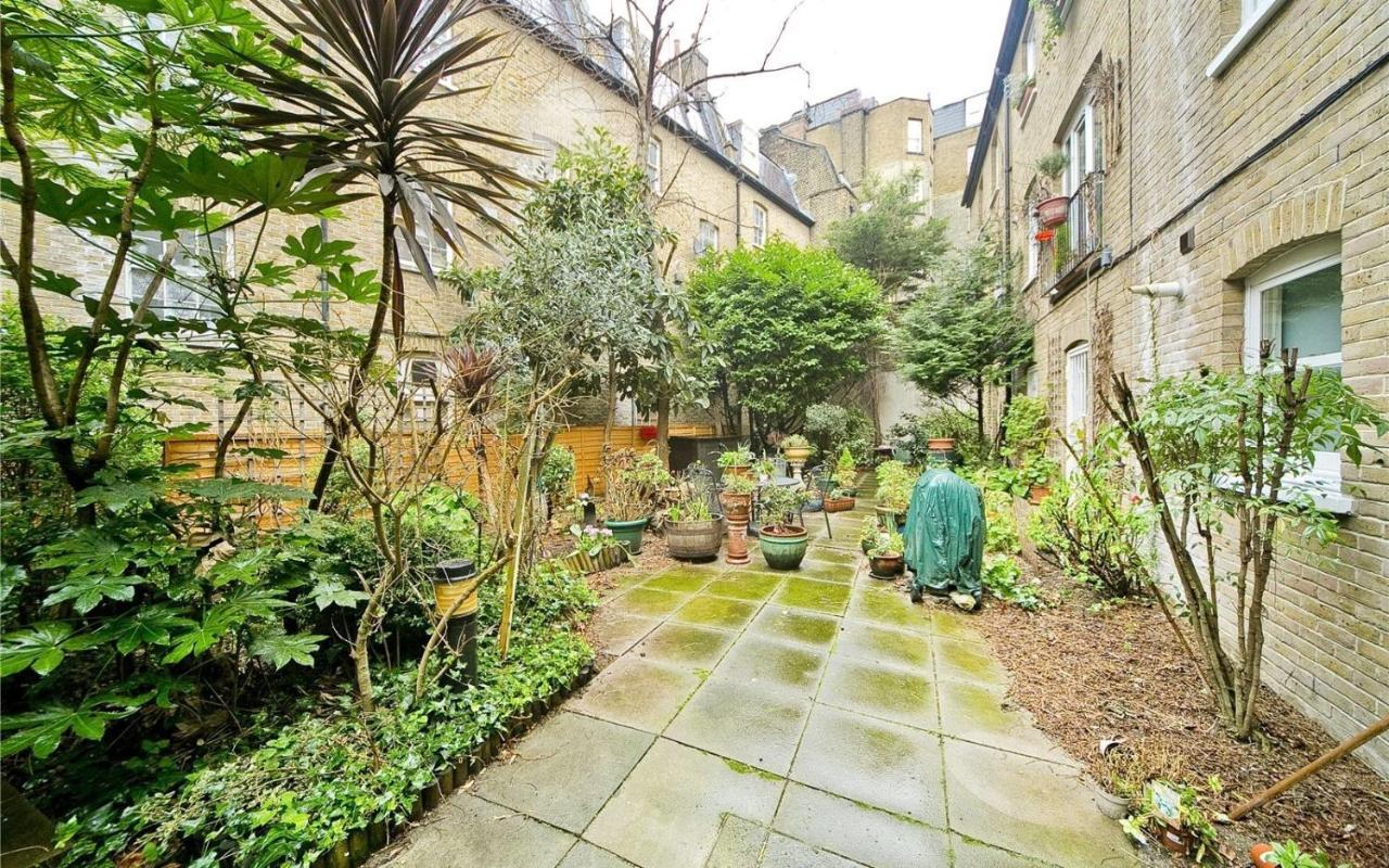 Ucl Warren Street Station Apartment London Exterior photo